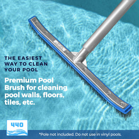 Curved edges on the 440 pool brush help reach corners and tight spaces