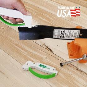ACCUSHARP ergonomic handle design for comfortable sharpening.