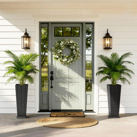Acurax lightweight planters enable quick repositioning for seasonal looks.
