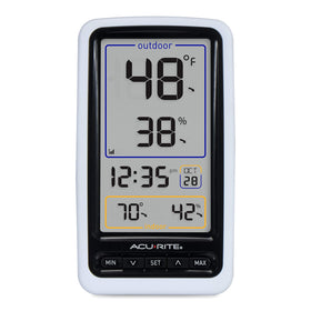 AcuRite 01136M trend arrows indicate rising, falling, or stable readings at a glance.
