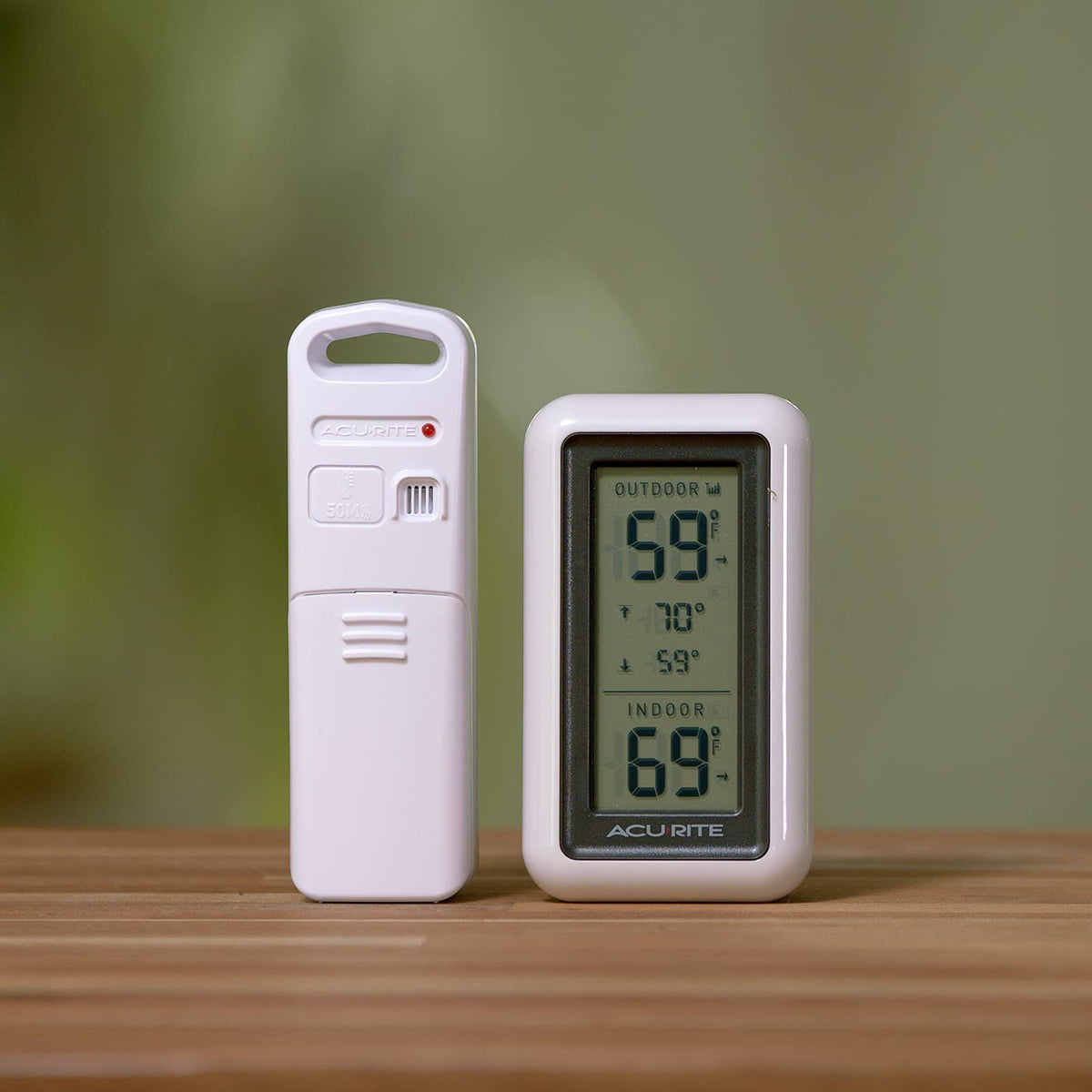 AcuRite high and low records track daily temperature shifts.