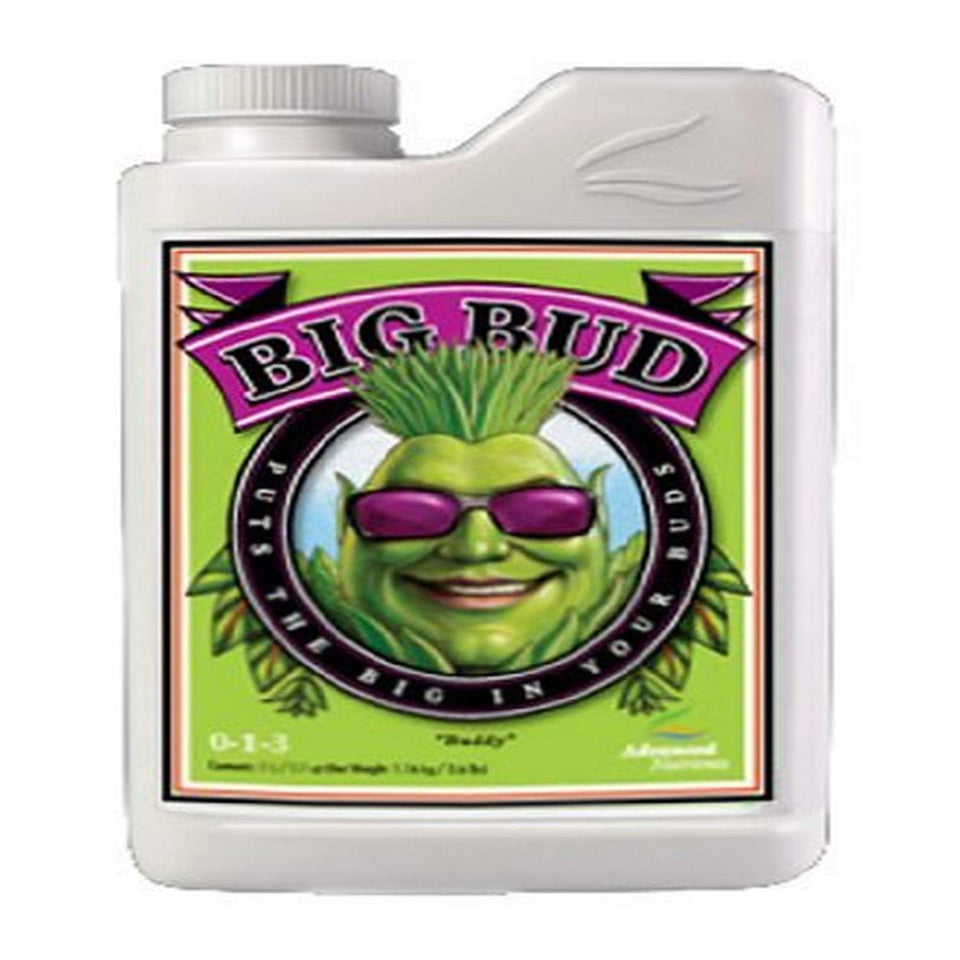 Advanced Nutrients Big Bud liquid fertilizer bottle, highlighting larger blooms and richer essential oils.