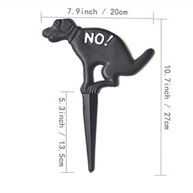 Aebor cast-iron yard sign with dog silhouette, weather-resistant and long-lasting.