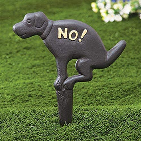 Aebor European-American style dog yard sign for stylish gardens.