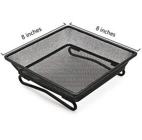 Aelean square seed holder promotes tidy feeding in gardens and patios.