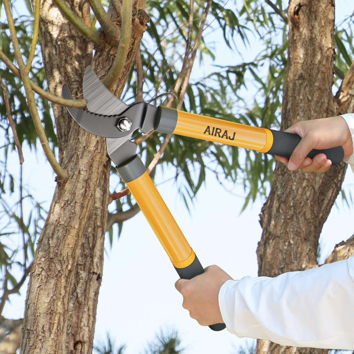 AIRAJ Bypass Loppers teflon-coated blades stay smooth through repeated use