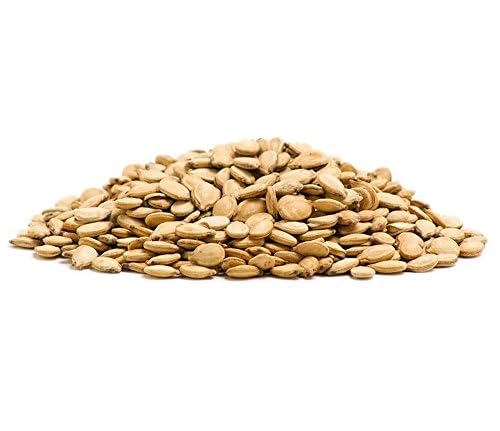 Al Amira Super Melon Seeds close-up showcases seed texture for baking and snacks