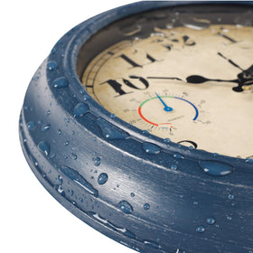 Alarllok easy-read 12-inch dial ensures quick time checks.