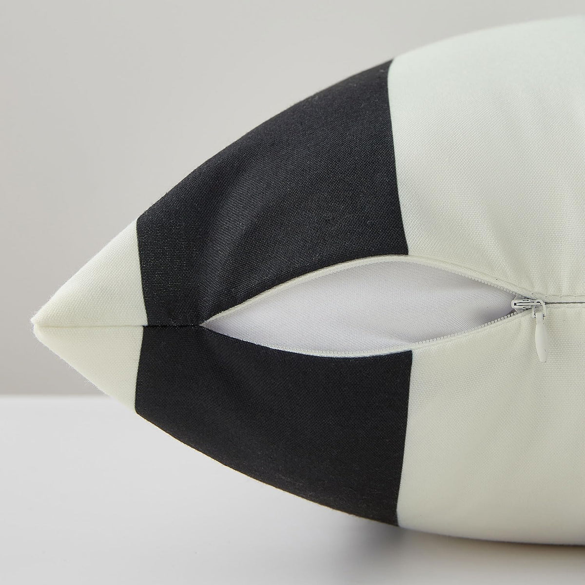 Allorry waterproof pillow cover with outdoor coating for garden furniture.
