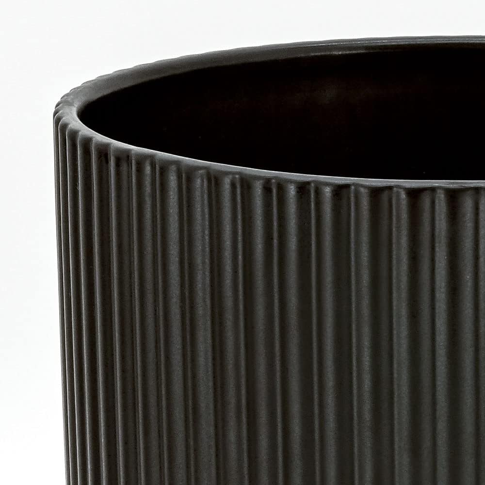 Amazon Basics indoor-outdoor ceramic plant pot suitable for patio or desk.