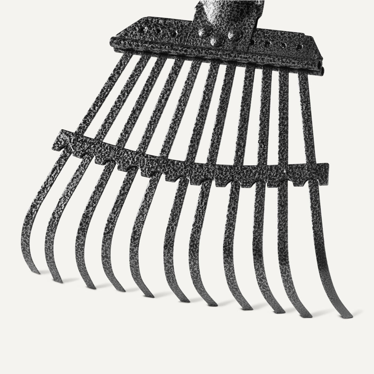 Amazon Basics garden rake assembly shown for quick, tool-free setup