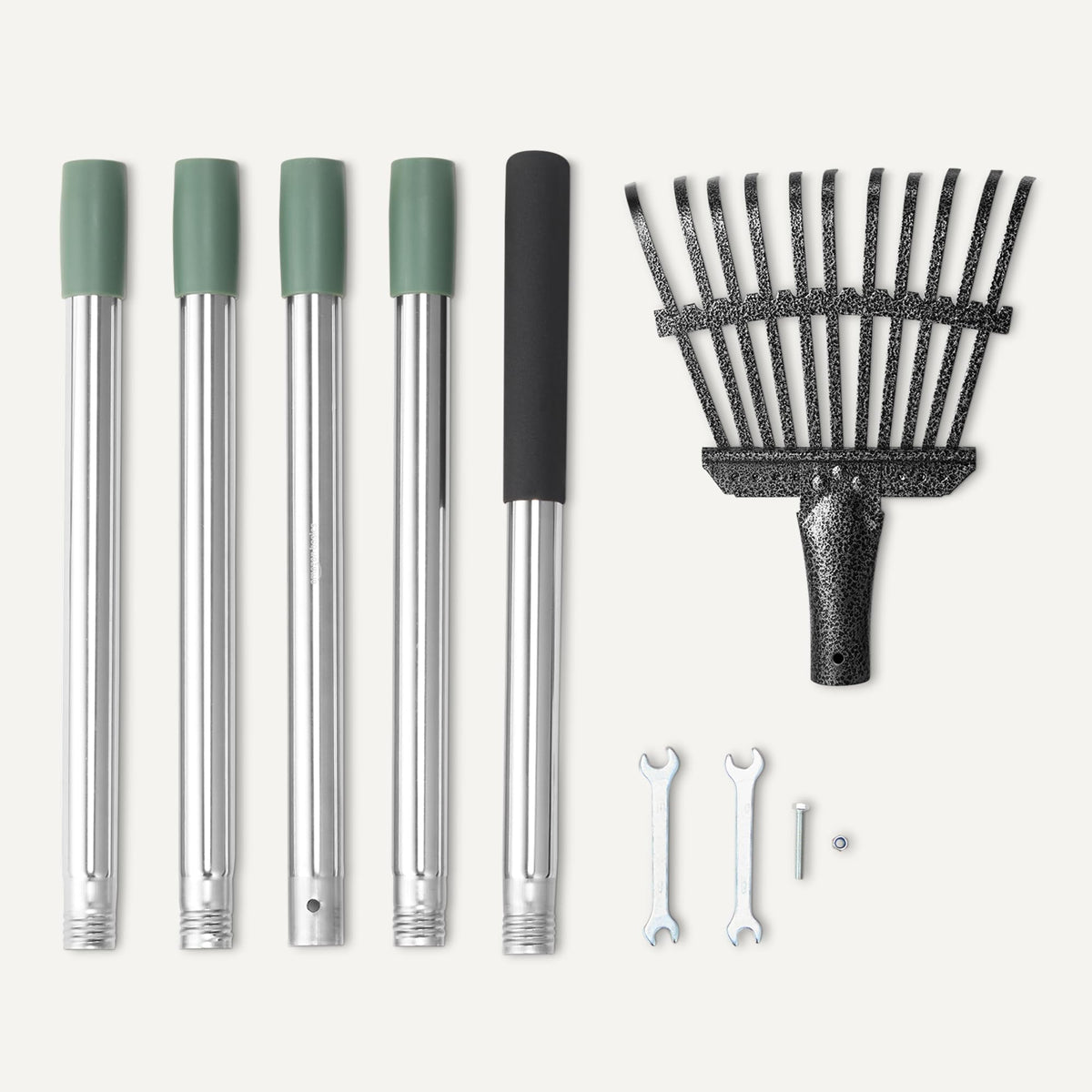 Amazon Basics garden rake ergonomic grip design for comfortable yard work