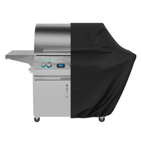 Amazon Basics grill cover features air vents to reduce condensation.