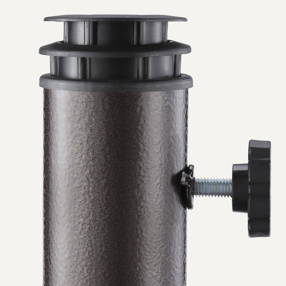 Amazon Basics stand accommodates 1.4, 1.6, and 1.96 inch pole diameters