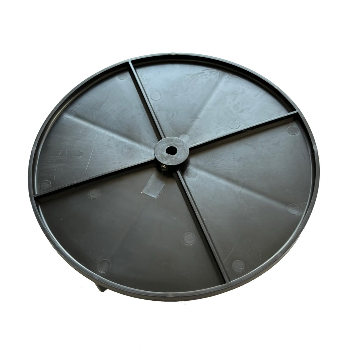 AMBITIONMOTOR 8-inch spinner disk side view highlighting the compact inner bore for mounting.