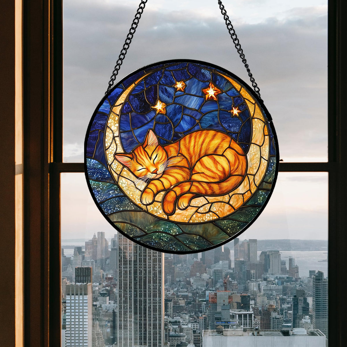 AMDERVEN vivid colors suncatcher preserves brightness under sun and indoors.
