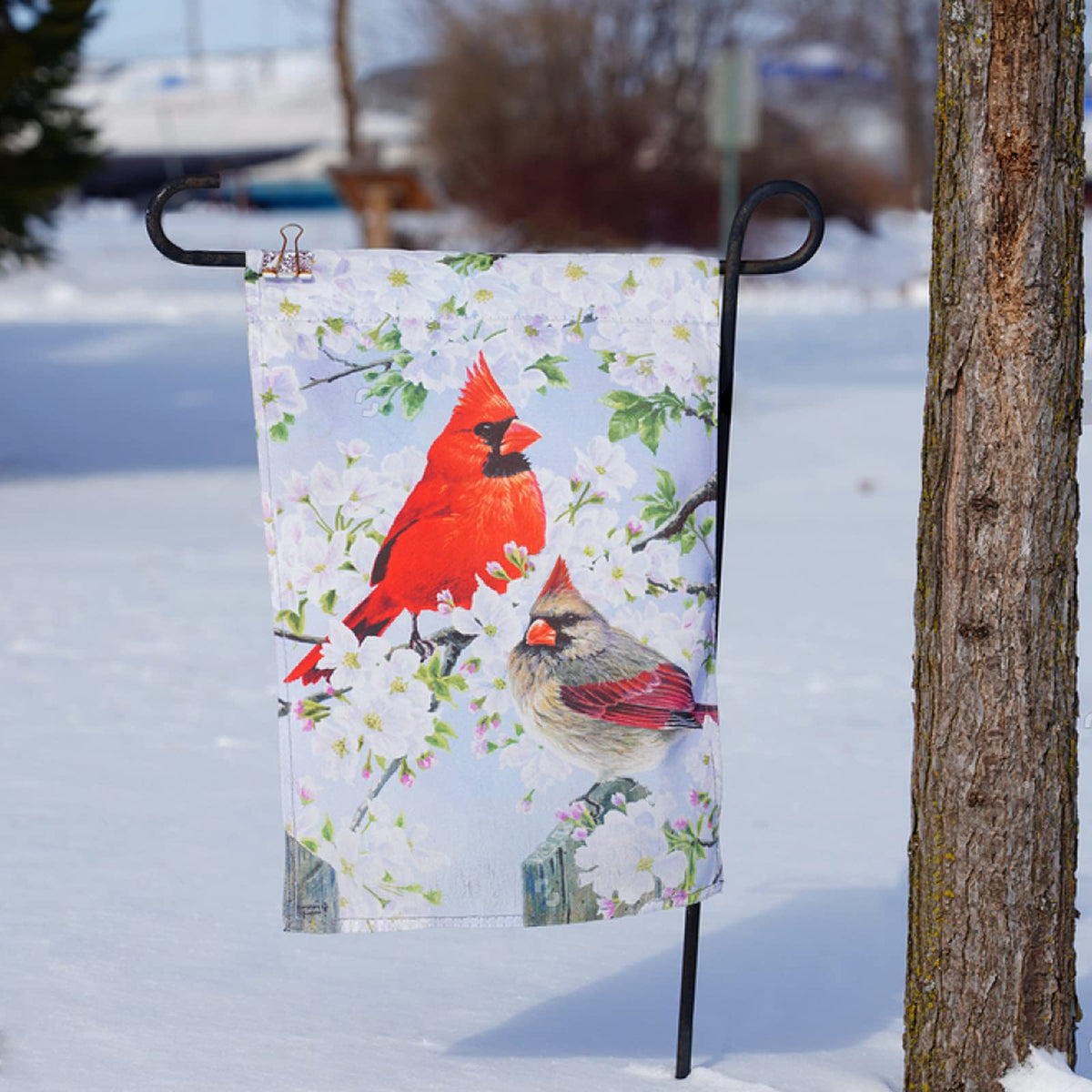 Anglecai blank garden flags as thoughtful gifts for friends and neighbors.
