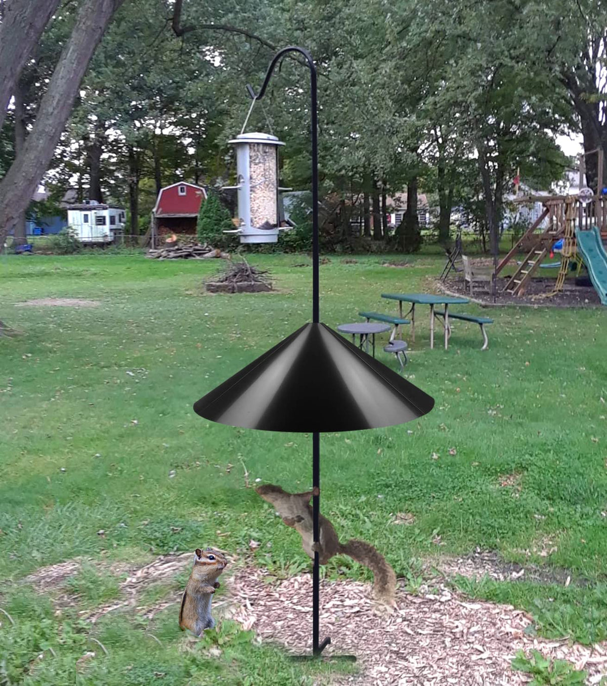 Ansionsol outdoor birding guard adds practical protection to yard feeders