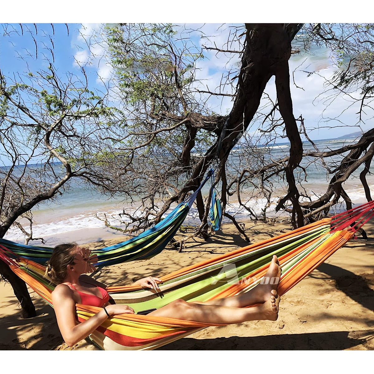 ANYOO hammock supports up to 660 lbs for versatile use.