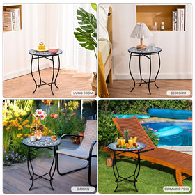 Aonagi sturdy table with non-slip feet to protect wooden floors.