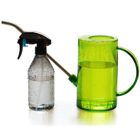 AORAKI watering can with long-stem spout for precise watering.