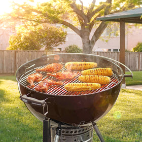 AOREWTGGH expanded cooking space for burgers, steaks, and vegetables.