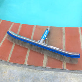 AquaAce BR301 17-inch brush covers wide pool surfaces quickly