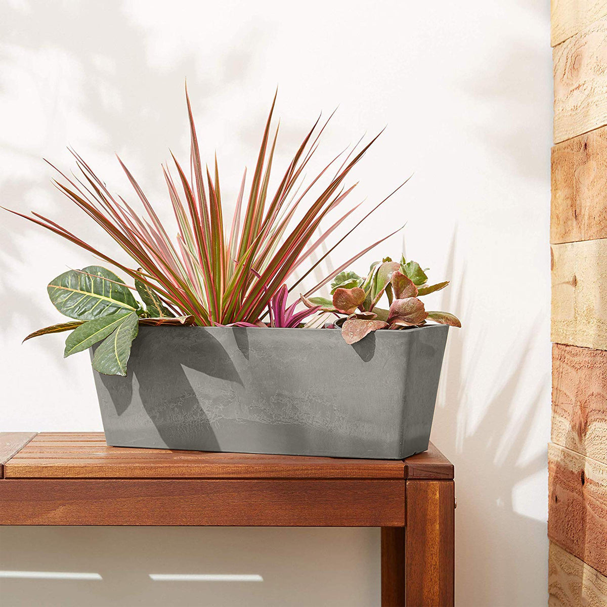 Arcadia PSW Simplicity window box drillable bottom for customizable outdoor drainage.
