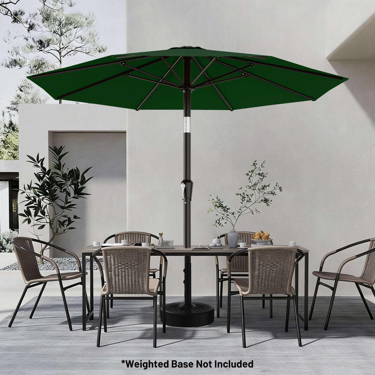 AreShark double-layer vent design improves airflow and umbrella stability in wind.