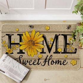 Artoid Mode bee-pattern doormat close-up highlighting non-slip backing.