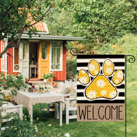 AVOIN colorlife daisy floral welcome flag, spring blooms brightening the porch.