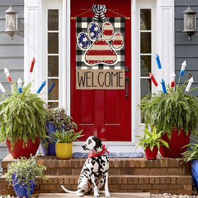 AVOIN colorlife double-sided paw print flag visible from both sides.