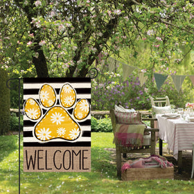 AVOIN colorlife double-sided print flag, artwork visible from both sides for versatile display.