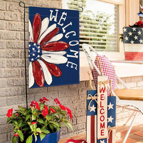 AVOIN colorlife flag detail shows durable polyester fabric and strong stitching.