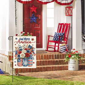 AVOIN colorlife patriotic garden flag side view displaying durable stitching