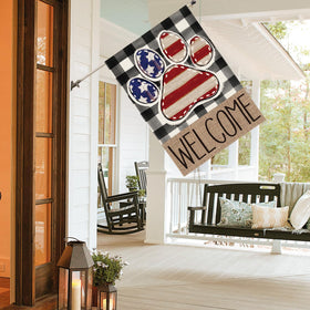 AVOIN colorlife patriotic buffalo plaid yard flag enhances curb appeal.
