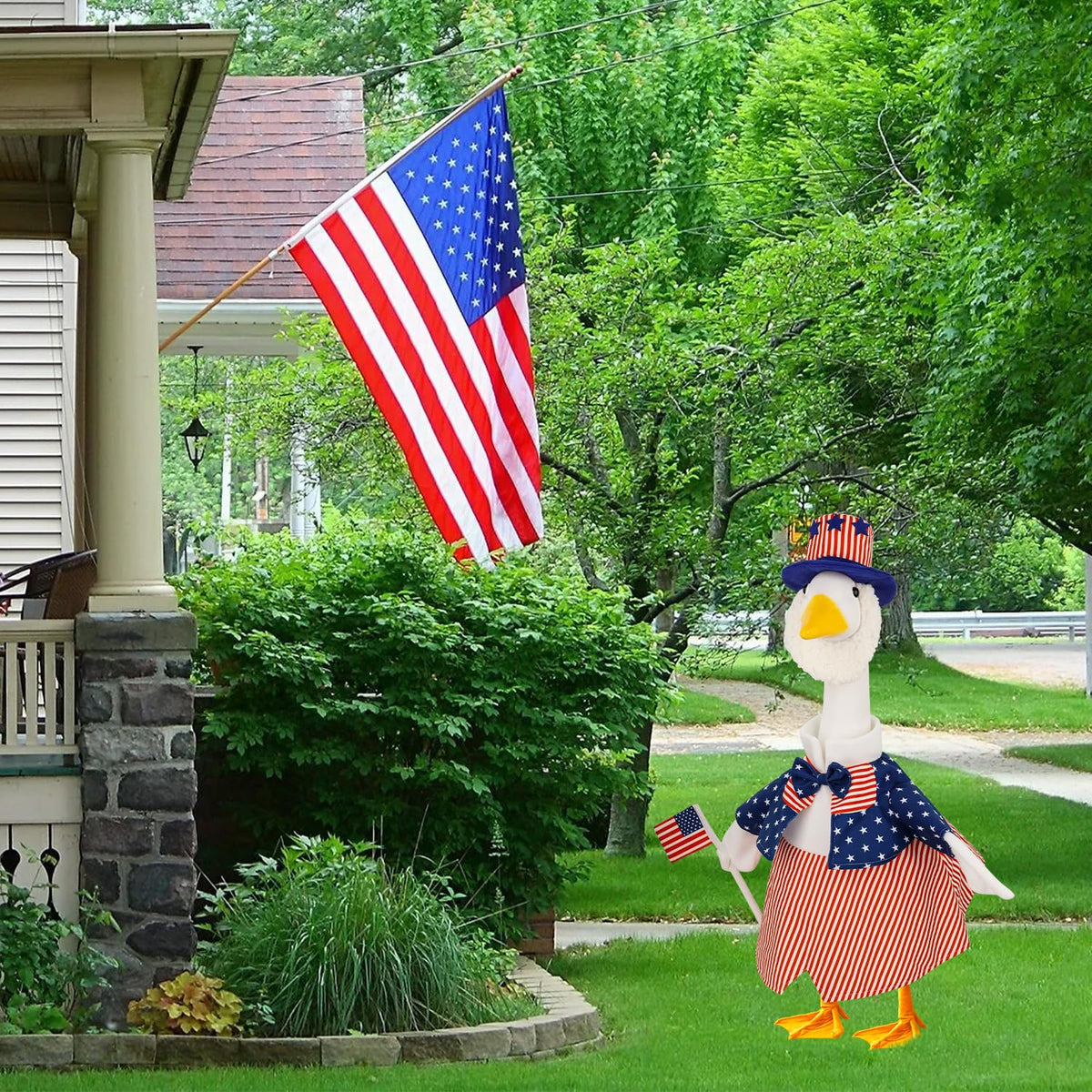 Aymolas 23-inch lawn goose costume suited for outdoor holiday decor