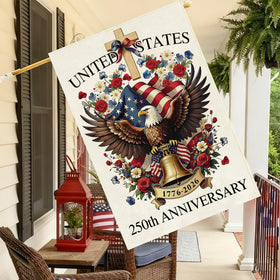 Baccessor 250 Years USA House Flag on a flagpole demonstrates easy outdoor installation