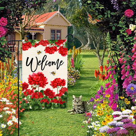 Baccessor bee red floral flag close-up highlights vibrant colors for outdoor spaces.