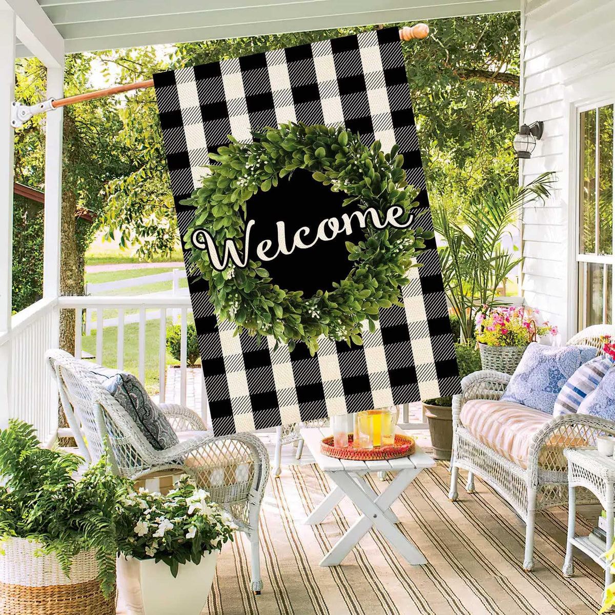 Baccessor Buffalo Plaid Welcome Flag close-up, vibrant colors through upgraded dyestuff.