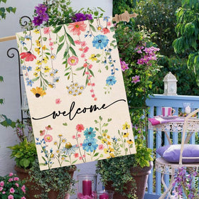 Baccessor burlap garden flag showing weatherproof fabric for seasonal use