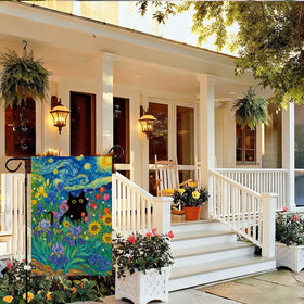 Baccessor Floral Print Garden Flag weatherproof fabric resists fading in wind and rain.