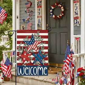 Baccessor Fourth of July welcome flag on burlap, ideal for festive curb appeal.