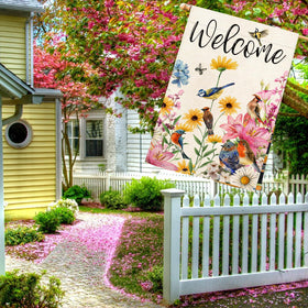 Baccessor Spring House Flag shows flowers for cheerful outdoor decor.