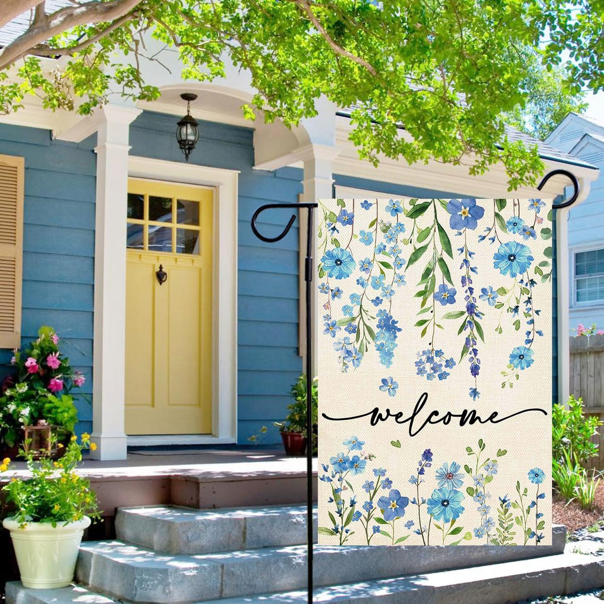 Baccessor Summer Garden Flag blue floral welcome back view, same vivid design from every angle.