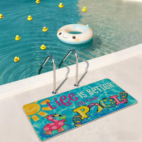 Baccessor burlap surface traps dirt and moisture to keep floors cleaner.