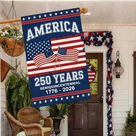 Baccessor USA patriotic flag shows double-sided print visible from any angle.