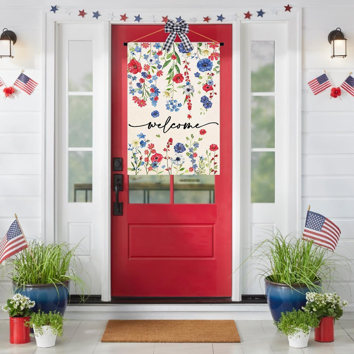Baccessor weatherproof flag material resists wind and rain while keeping colors vibrant.