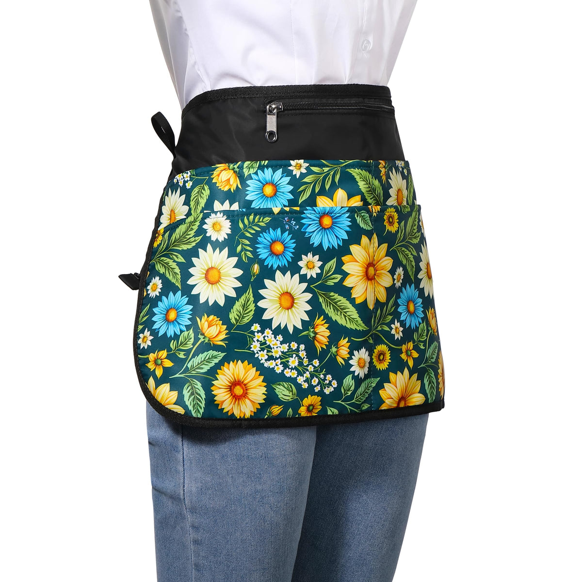 Bafelia garden apron includes tool hooks for spray bottles and tools.