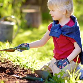 Baidast Kids Garden Gloves elastic wrist fit ensures secure wear.